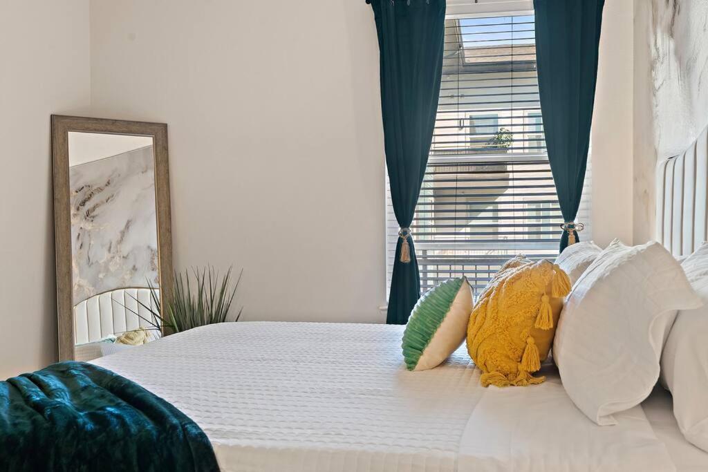 The Emerald Escape Dallas Extérieur photo